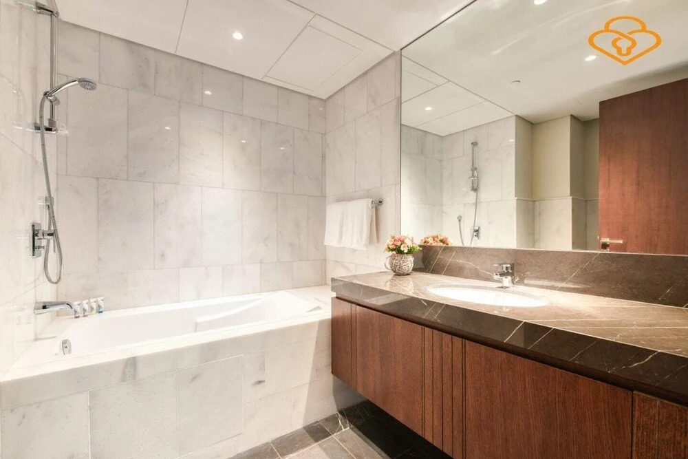 Дубай: 2 B/R Apt Taj Residences JLT