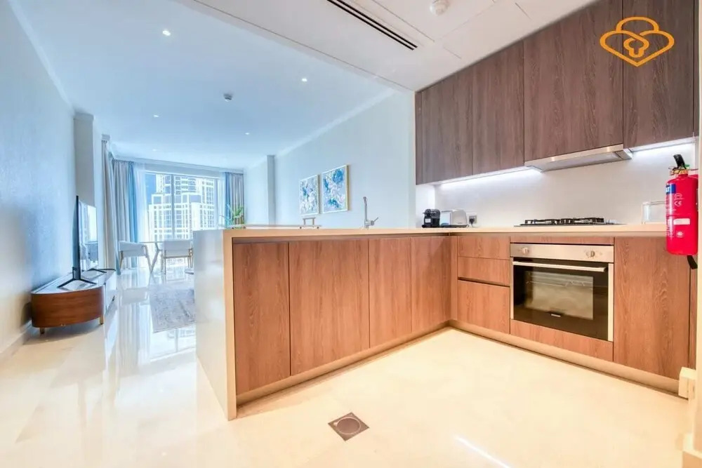 Дубай: 2 B/R Apt Taj Residences JLT