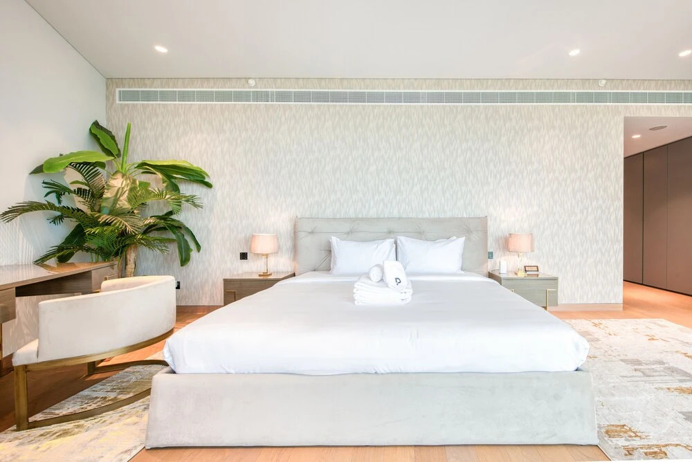 Дубай: Ultra Luxurious 4 Bed Apartment