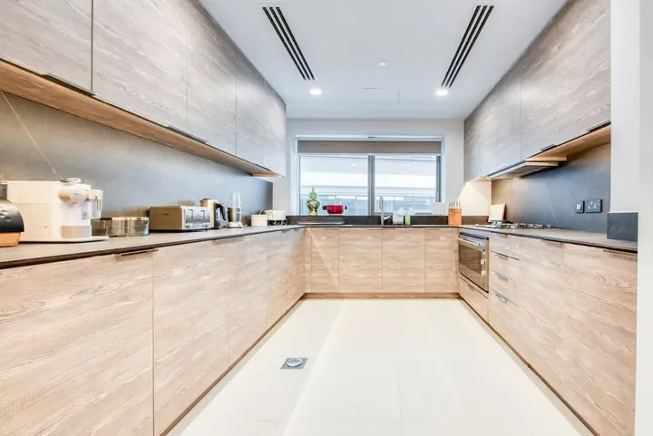Дубай: Ultra Luxurious 4 Bed Apartment
