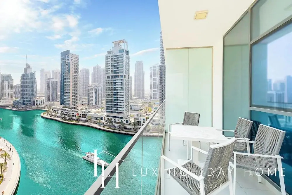 Дубай: LUX Contemporary Suite Marina View 3