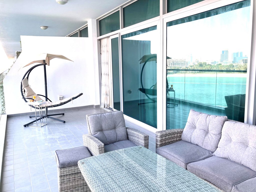 Дубай: Stunning 1 Bedroom Sea View on the Palm