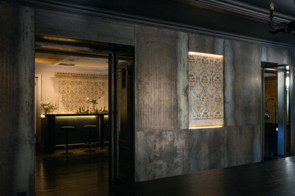 Тбилиси: Unfound Door - Design Hotel