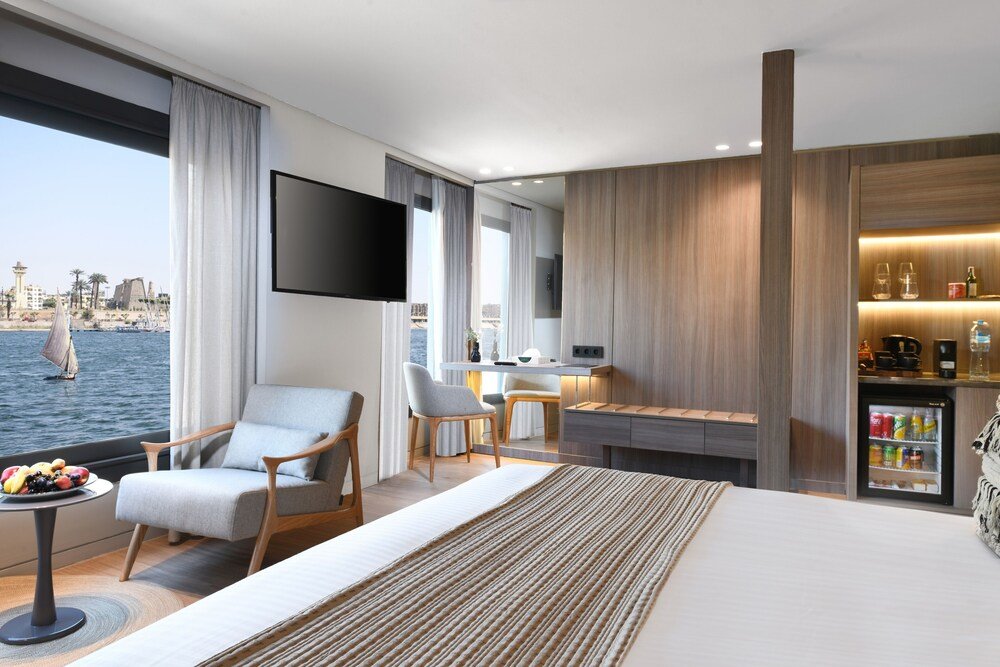 Луксор: MS Historia The Boutique Hotel Nile Cruises (3/4/7 nights from Aswan or Luxor)