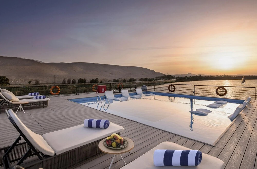 Луксор: MS Historia The Boutique Hotel Nile Cruises (3/4/7 nights from Aswan or Luxor)