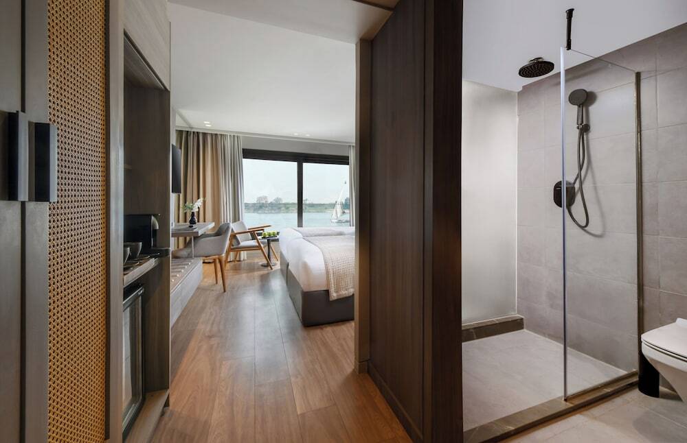 Луксор: MS Historia The Boutique Hotel Nile Cruises (3/4/7 nights from Aswan or Luxor)