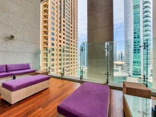 Дубай: Jlt Bonnington Tower 1 Br Apartment Lake View