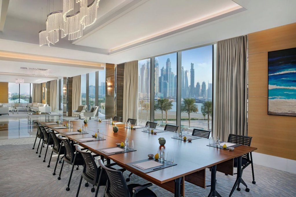 Дубай: Marriott Resort Palm Jumeirah, Dubai