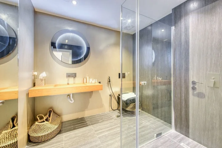 Дубай: Maison Privee - Sun Sand & Dubai Luxury at JBR Beach
