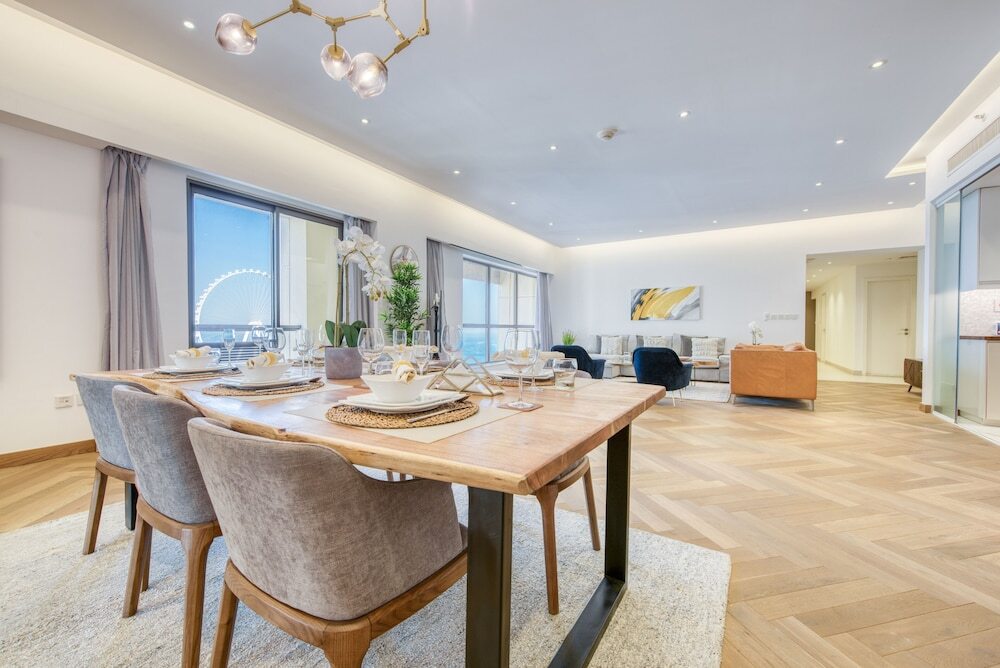 Дубай: Maison Privee - Sun Sand & Dubai Luxury at JBR Beach