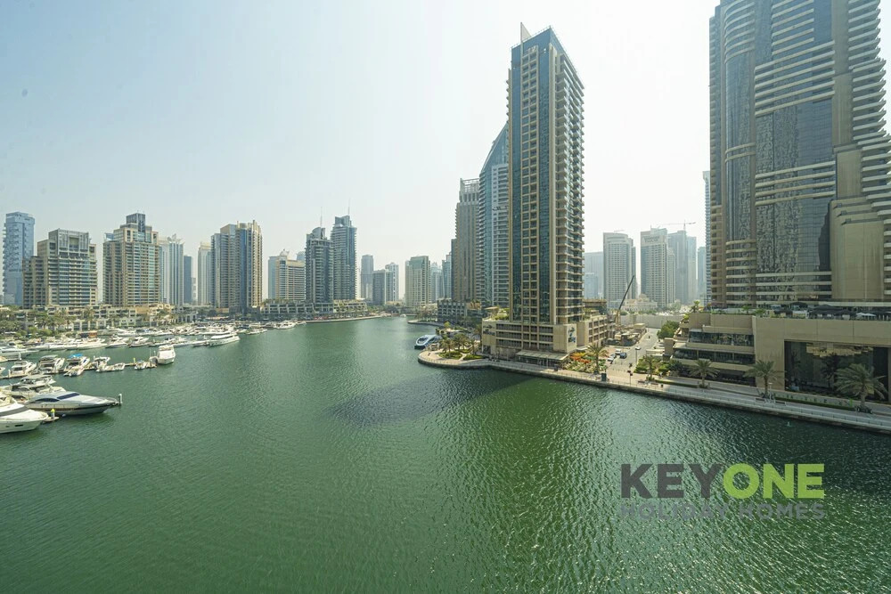 Дубай: KOHH – 1BR in Cayan Tower