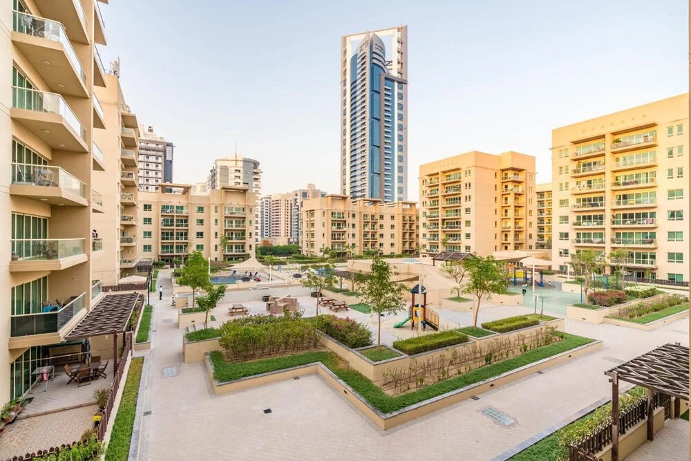 Дубай: Luxe 1BD Sleeps 4 Parking Pool Gym
