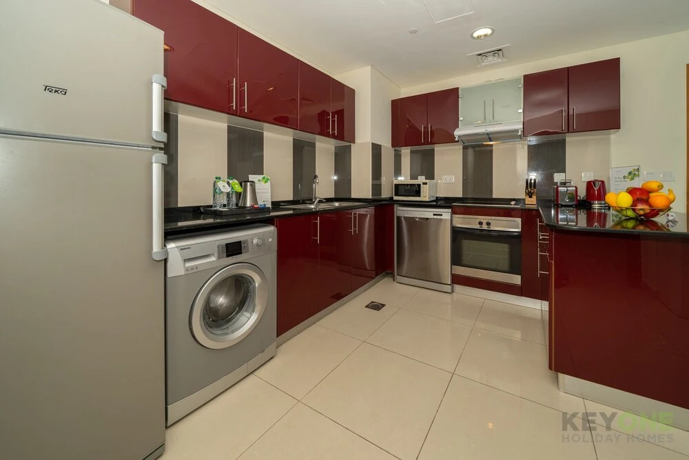 Дубай: KOHH – 2BR in Ocean Heights