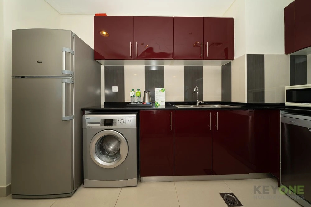 Дубай: KOHH – 2BR in Ocean Heights