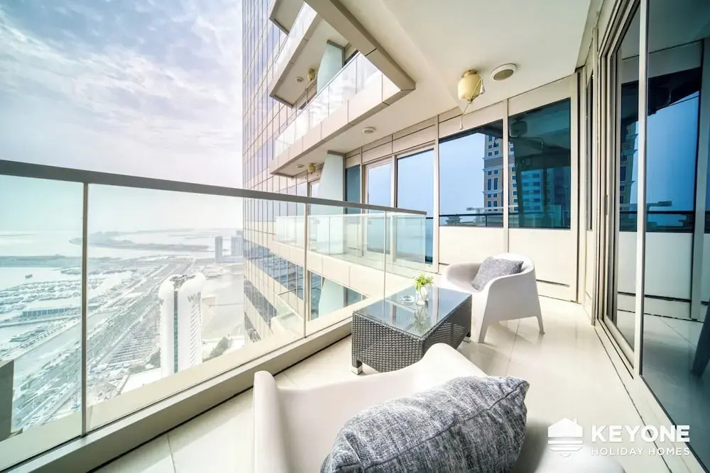 Дубай: KOHH – 2BR in Ocean Heights