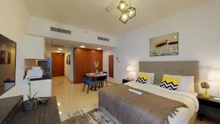 Дубай: Luxe Studio Sleeps 2 Balcony Gym Tennis