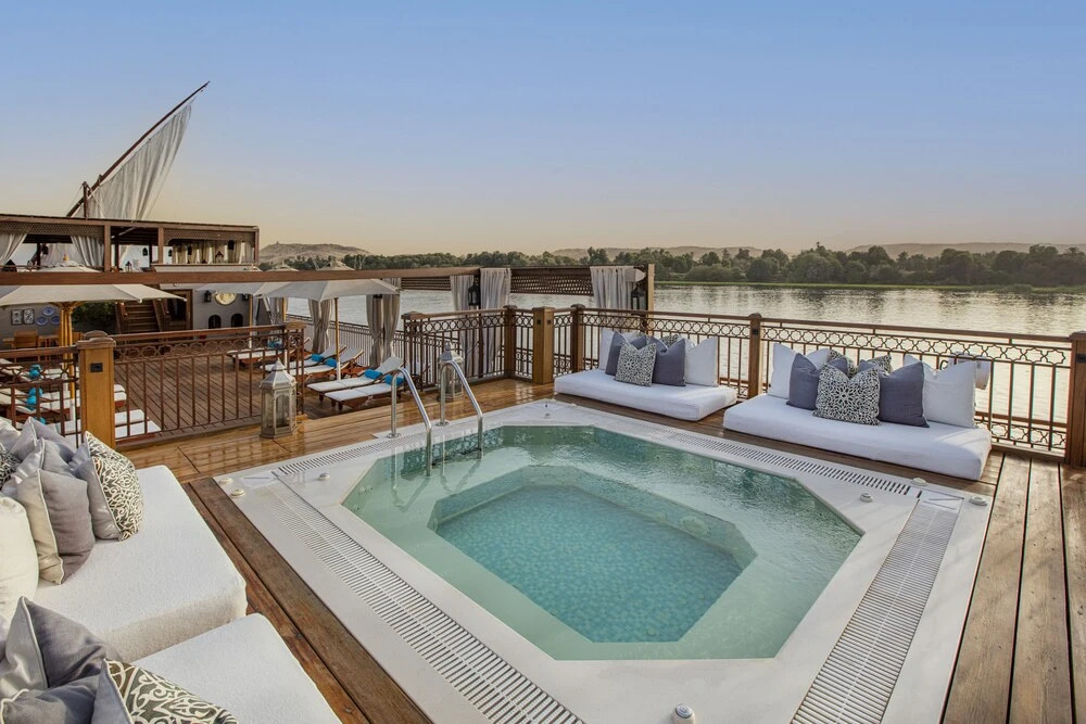 Луксор: Dahabeya Molouky Nile Cruise- Every Monday from Luxor- Aswan for 05 nights
