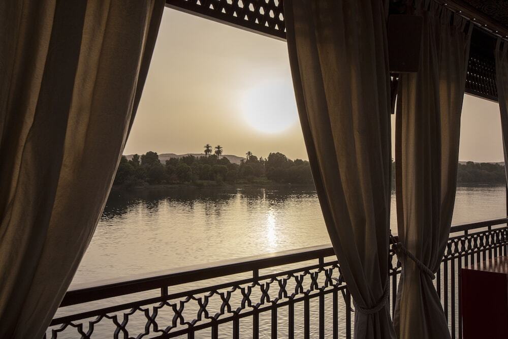 Луксор: Dahabeya Molouky Nile Cruise- Every Monday from Luxor- Aswan for 05 nights