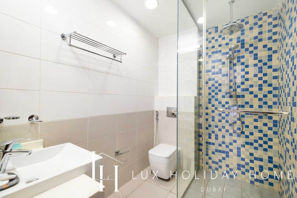 Дубай: LUX Opulent Island Suite View 7