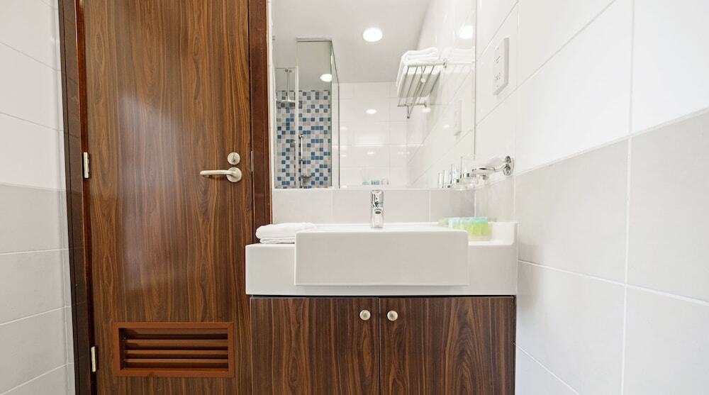 Дубай: LUX Opulent Island Suite View 7