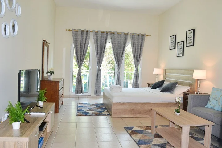 Дубай: NMR - New Spacious Studio flat