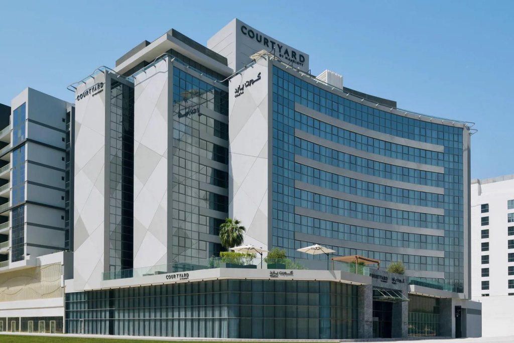 Дубай: Courtyard by Marriott World Trade Centre, Dubai