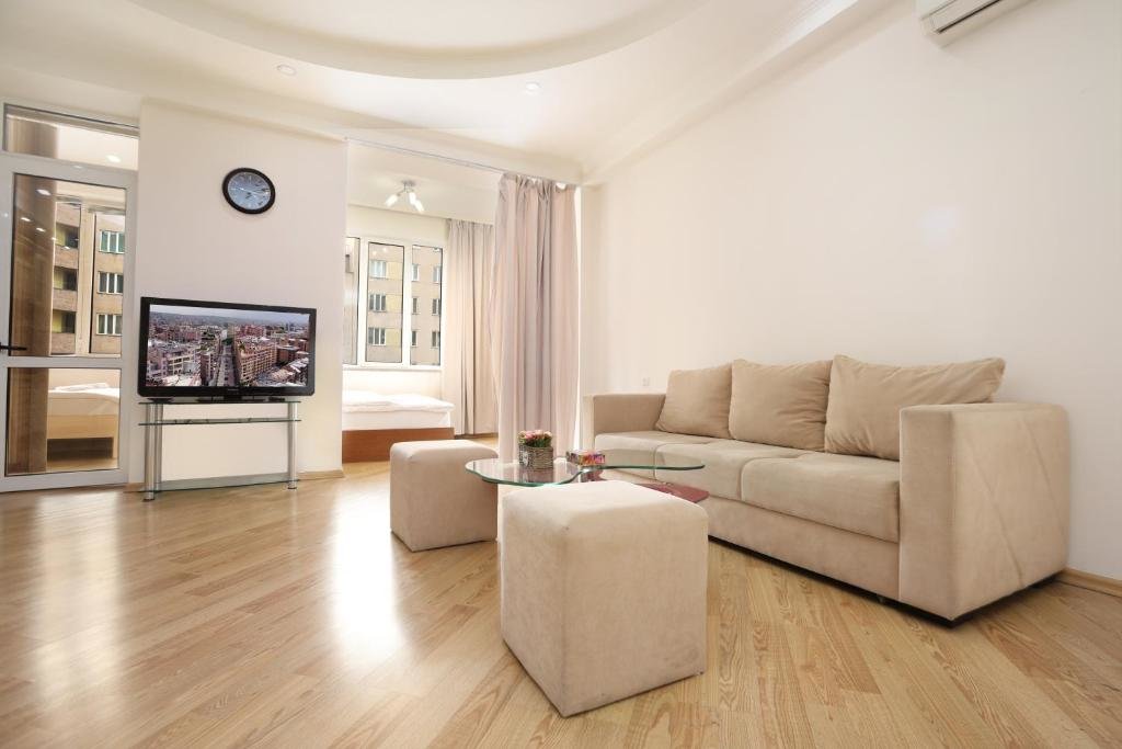 Ереван: Stay Inn Apartments at Northern Avenue
