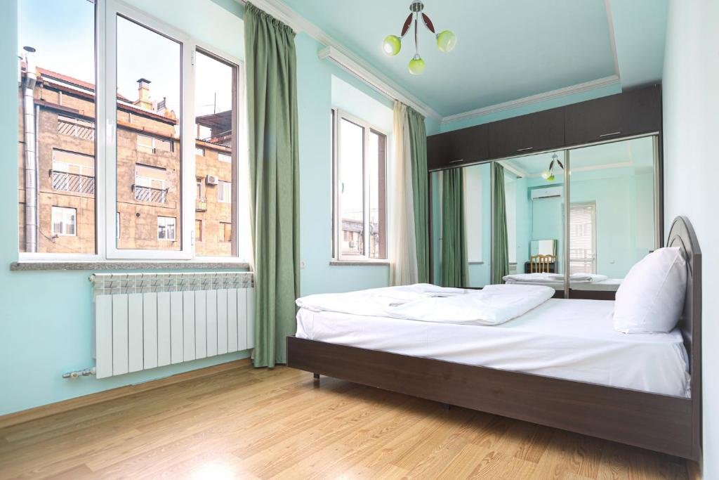Ереван: Stay Inn Apartments at Northern Avenue