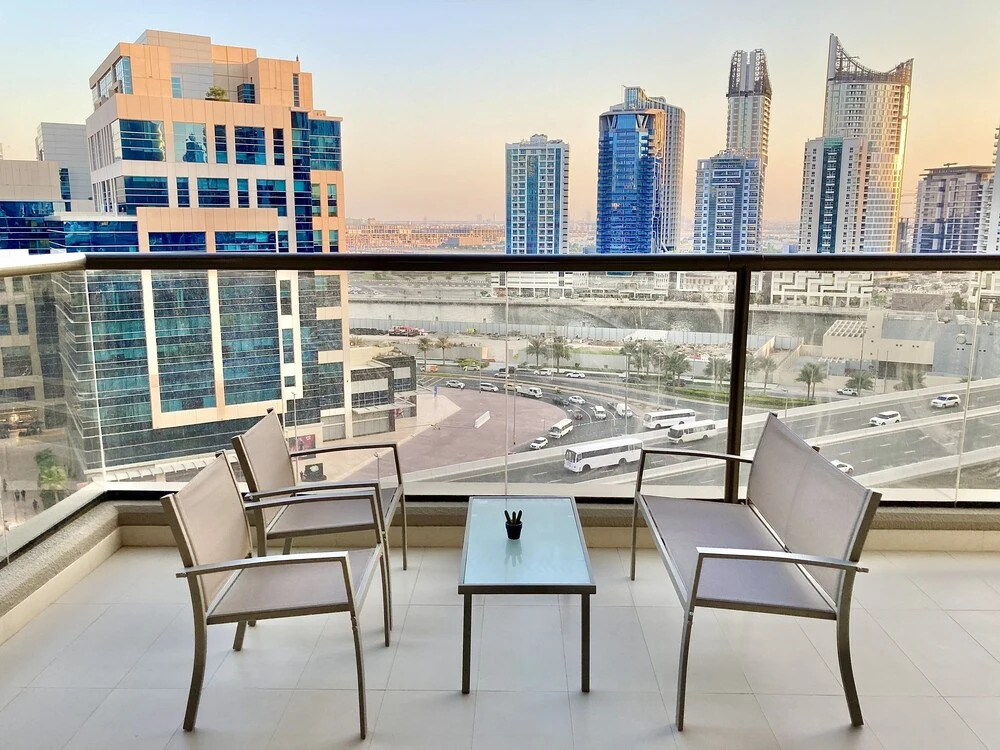 Дубай: SuperHost - Elite Apartment With Canal and City Skyline Views