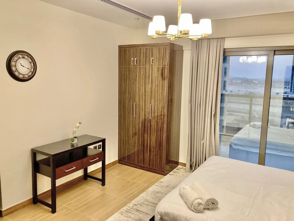 Дубай: SuperHost - Elite Apartment With Canal and City Skyline Views