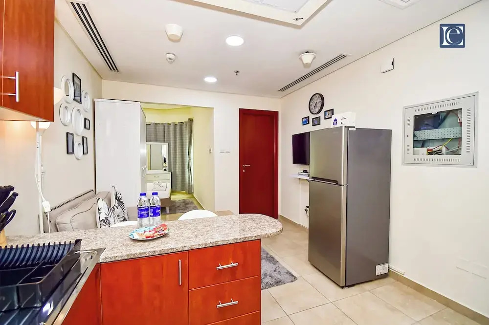 Дубай: ELN - Cozy Budget Studio in JLT Metro