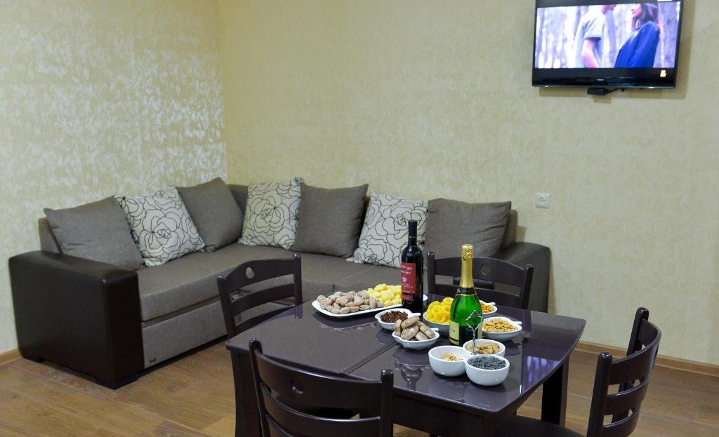 Уреки: Hotel Lion