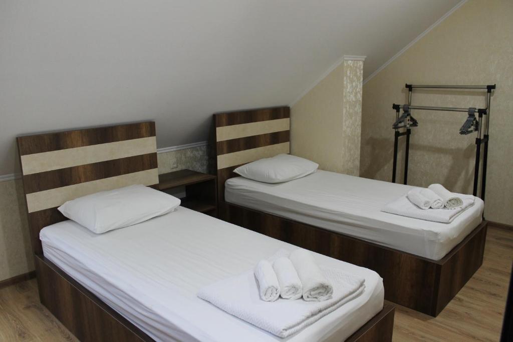 Уреки: Hotel Lion