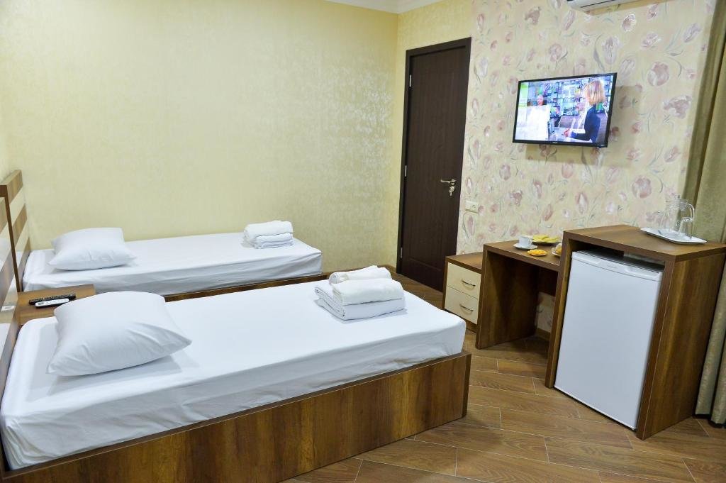 Уреки: Hotel Lion