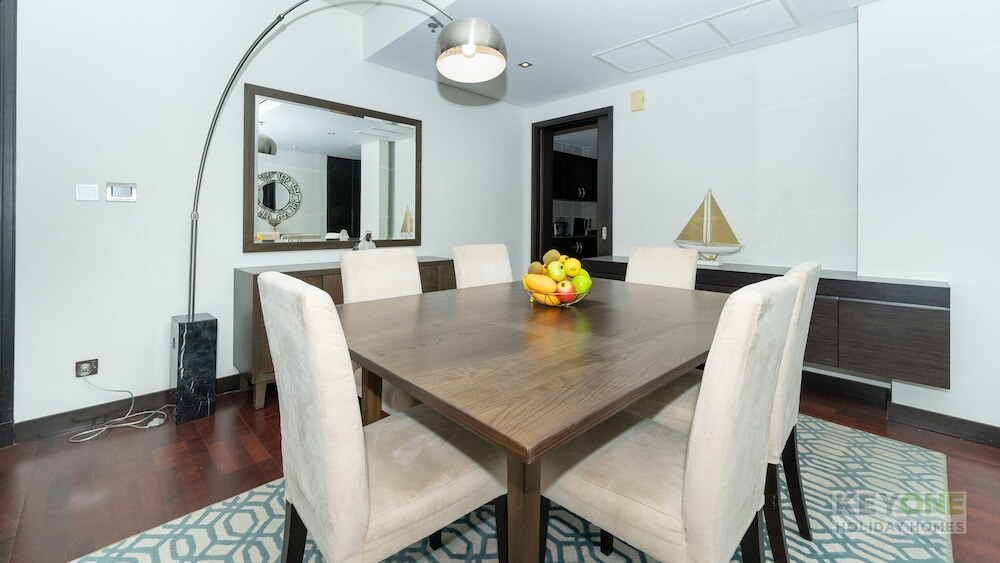 Дубай: KOHH – 2BR in Anantara North Residence