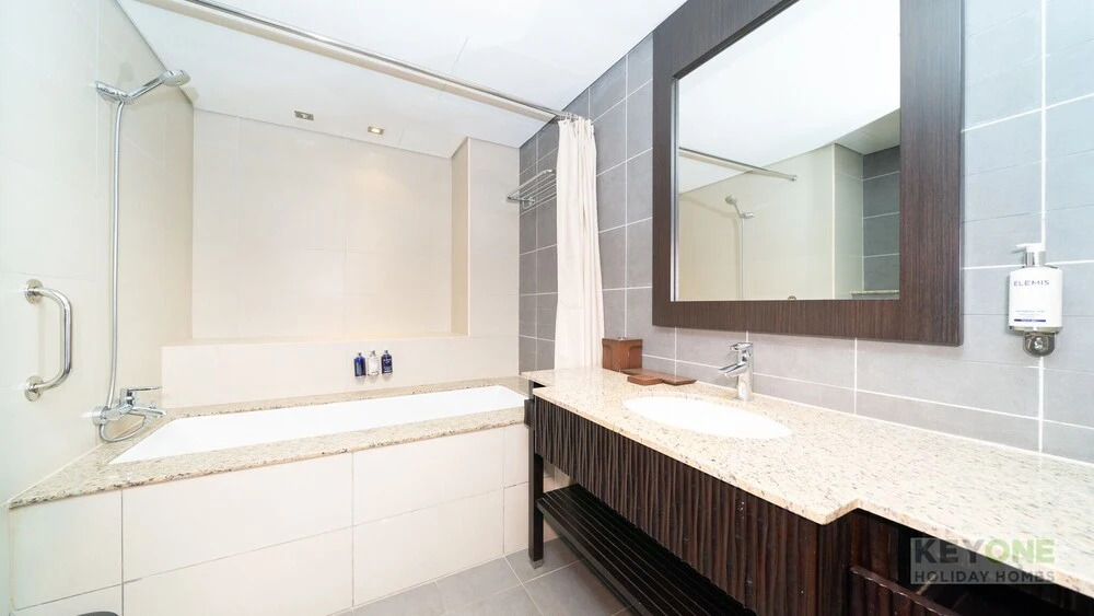 Дубай: KOHH – 2BR in Anantara North Residence