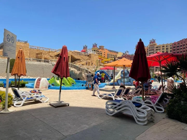 Эль-Аламейн: Patio suit, Porto marina