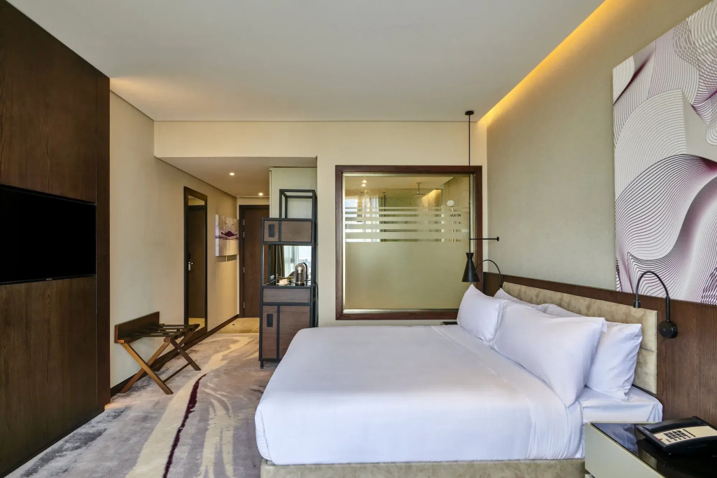 Шейх Заед Сити: Crowne Plaza West Cairo Arkan, an IHG Hotel