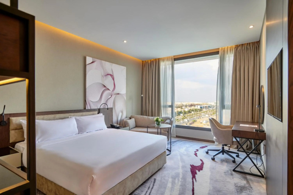 Шейх Заед Сити: Crowne Plaza West Cairo Arkan, an IHG Hotel