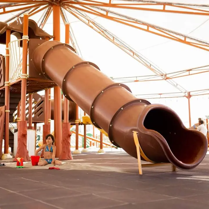 carousel image 4
