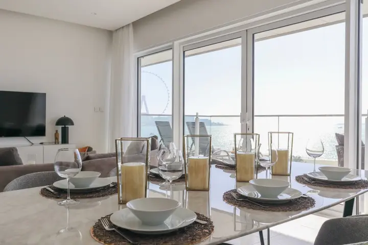 Дубай: Apartments HiGuests - Magical apartment with private beach access!