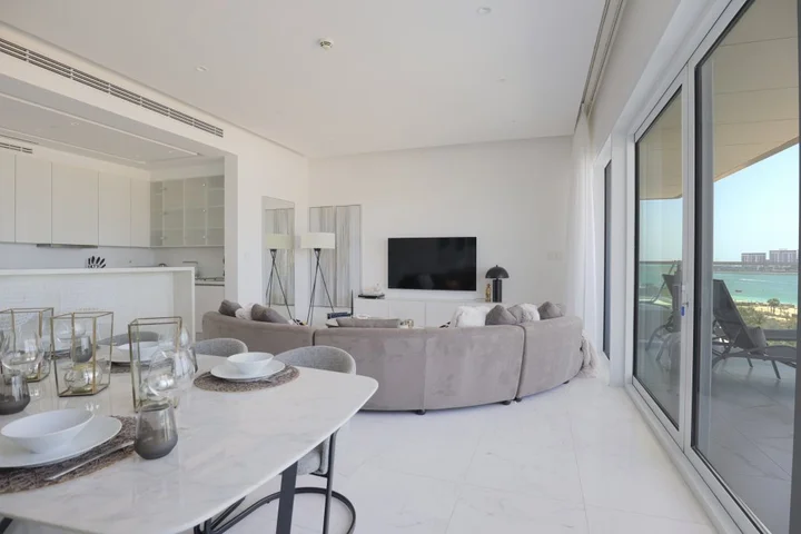 Дубай: Apartments HiGuests - Magical apartment with private beach access!