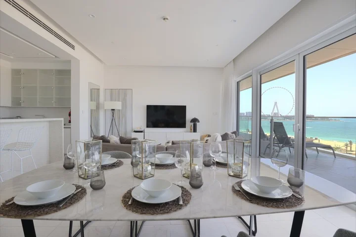 Дубай: Apartments HiGuests - Magical apartment with private beach access!