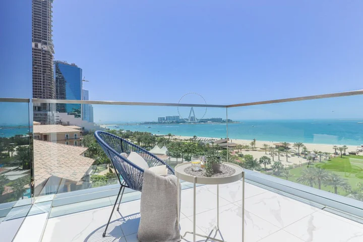 Дубай: Apartments HiGuests - Magical apartment with private beach access!