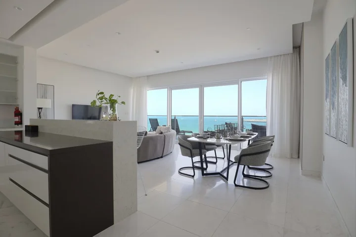 Дубай: Apartments HiGuests - Magical apartment with private beach access!