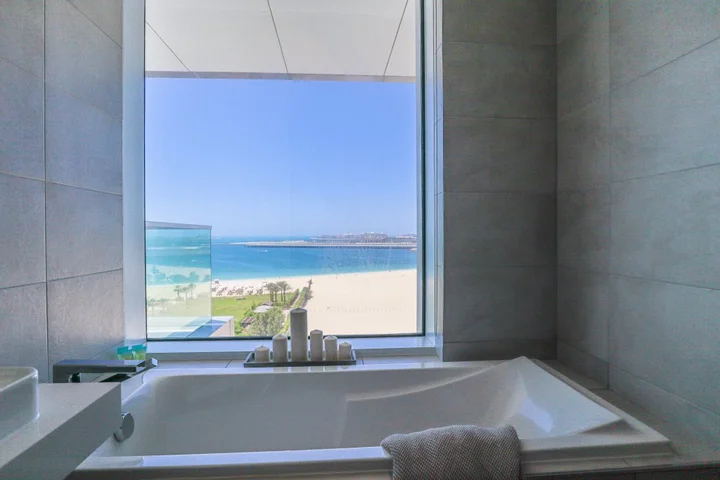 Дубай: Apartments HiGuests - Magical apartment with private beach access!