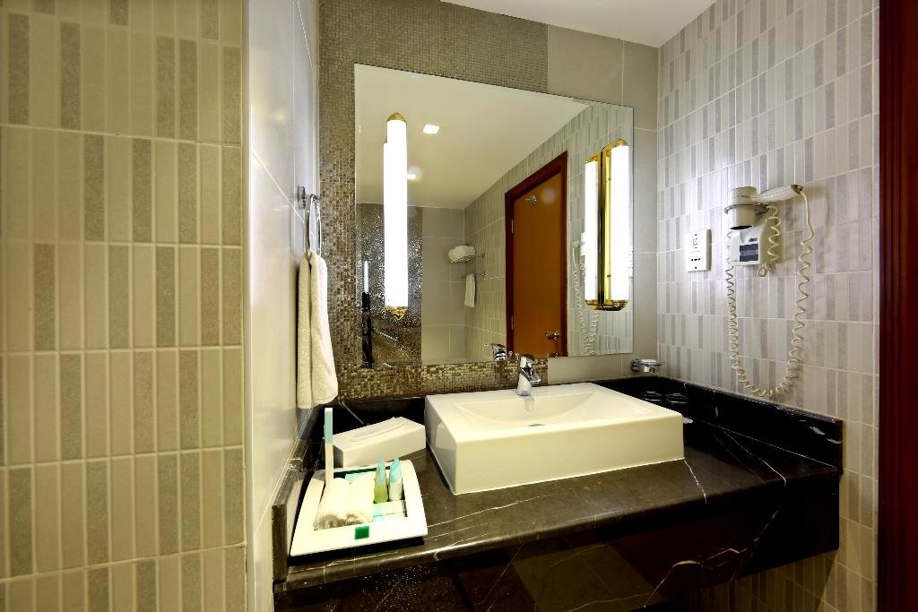 Дубай: Excelsior Hotel Downtown Dubai
