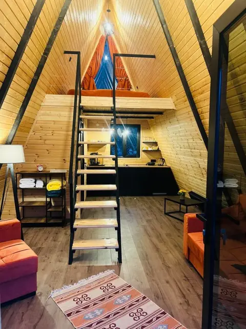 Степанцминда: Апартаменты Pyramid Kazbegi