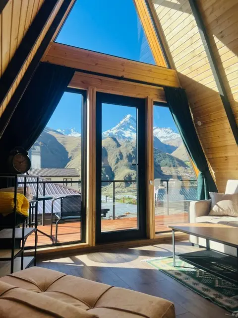 Степанцминда: Апартаменты Pyramid Kazbegi