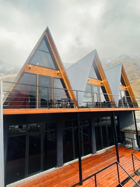 Степанцминда: Апартаменты Pyramid Kazbegi